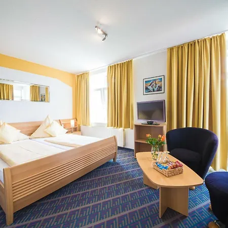 Europa Garni Free Parking 호텔