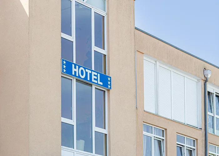 Hotel Europa Garni Free Parking 3*
