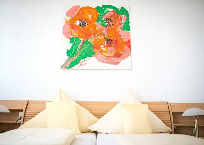Hotel Europa Garni Free Parking 3*