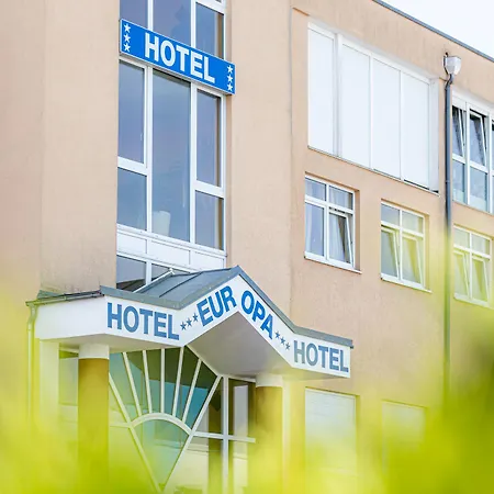 Отель Europa Garni Free Parking 3*