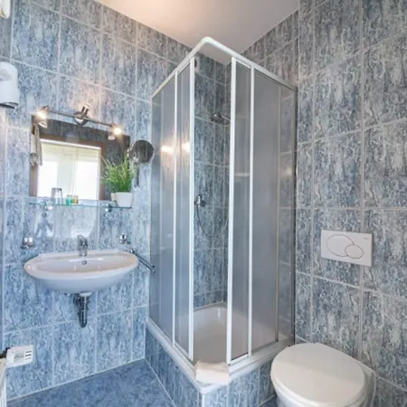 Europa Garni Free Parking Hotel 3*