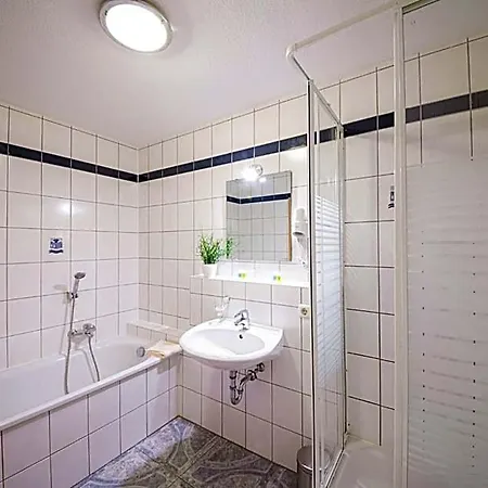 Europa Garni Free Parking Hotel 3*