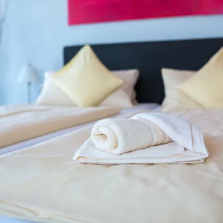Hotel Europa Garni Free Parking 3*