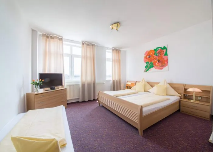 Europa Garni Free Parking Hotel 3*