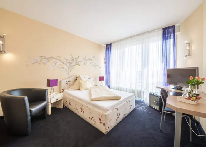 Europa Garni Free Parking