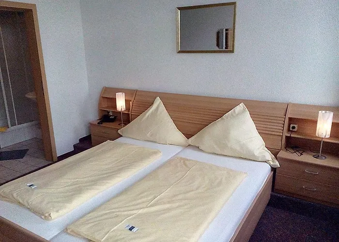 Europa Garni Free Parking
